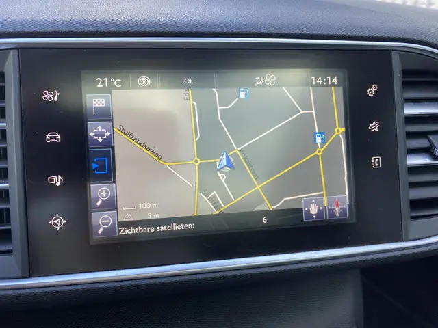 Peugeot 308 SW 1.2 e-THP Première 2014 Benzine 11