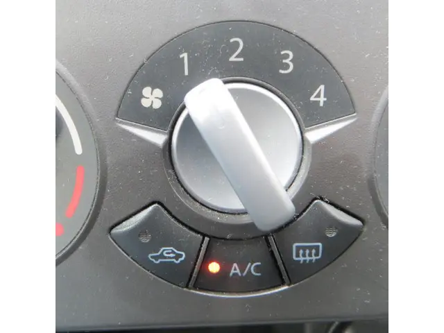 Opel Agila 1.0 Edition 2012 Benzine 9