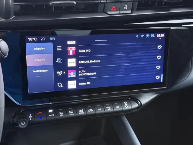 Alfa Romeo Junior Elettrica 54 kWh 2025 Elektrisch 31