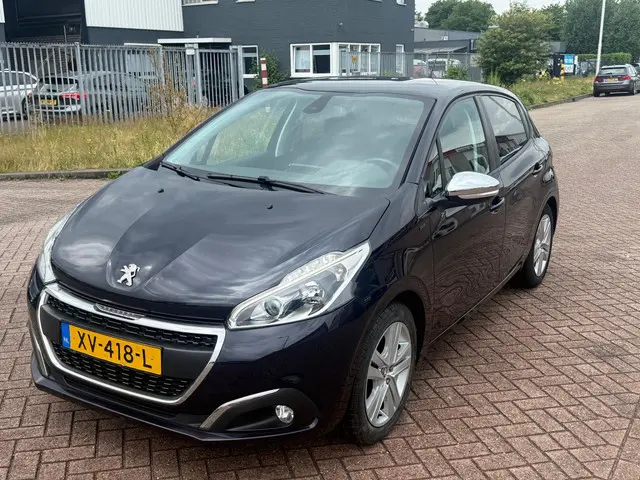 Peugeot 208 2
