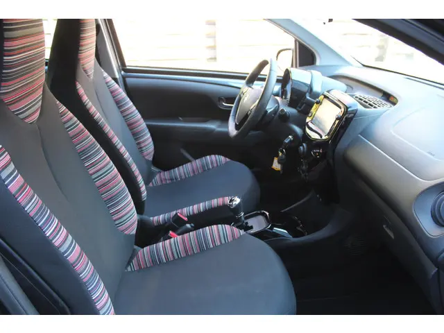 Citroën C1 1.0 VTi Feel 2019 Benzine 18