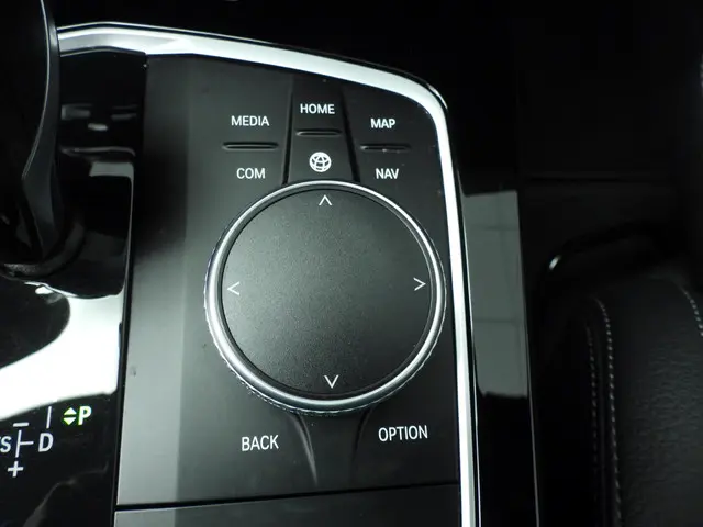 BMW 1 Serie 5-deurs 118i 2023 Benzine 27