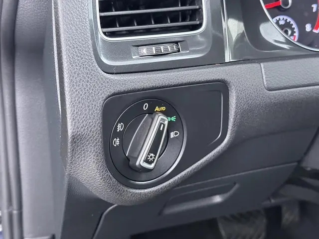 Volkswagen Golf 1.0 TSI Comfortline 2018 Benzine 19