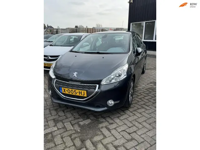 Peugeot 208 1.6 VTi Allure 2013 Benzine