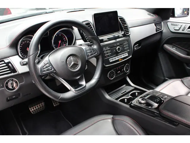 Mercedes-Benz GLE Coupé 450 AMG 4MATIC 2016 Benzine 2