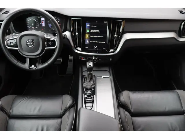 Volvo V60 2.0 T4 R-Design org. NL-auto 2019 Benzine 9