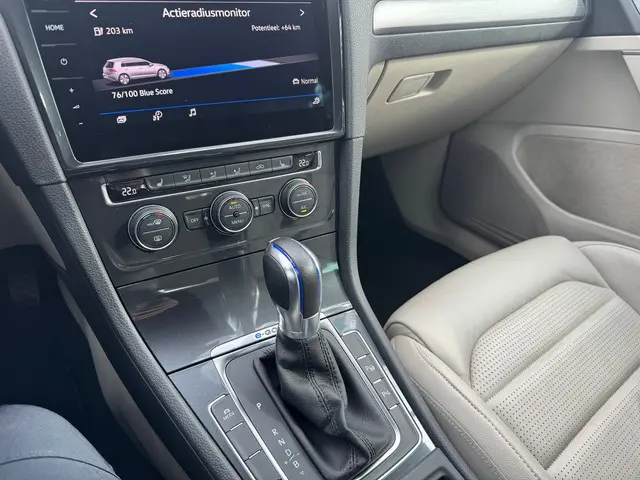 Volkswagen e-Golf E-Golf 2017 Elektrisch 21