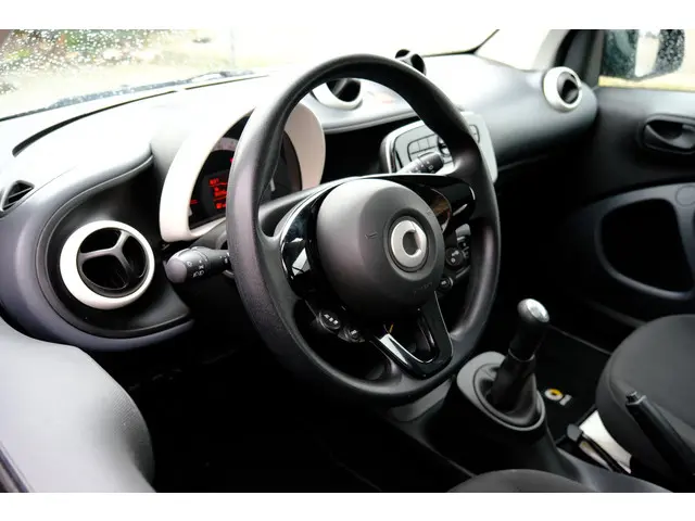 Smart Fortwo 1.0 Passion Pano|Clima|LMV 2018 Benzine 6