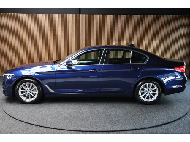BMW 5 Serie 530i 2018 Benzine 8