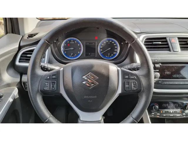 Suzuki S-Cross SX4 1.6 Comfort 2015 Benzine 9