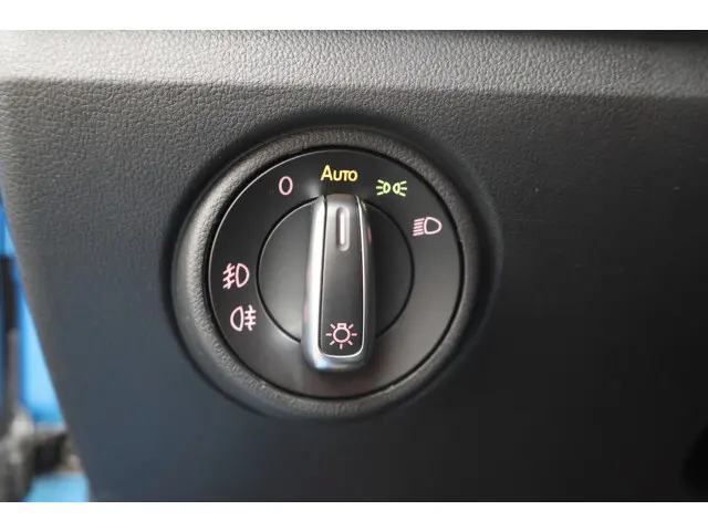 Volkswagen up! 1.0 BMT high up! 2019 Benzine 28