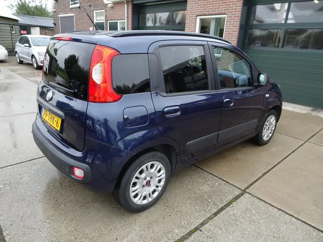 Fiat Panda 0.9 TwinAir Lounge 2012 Benzine 9