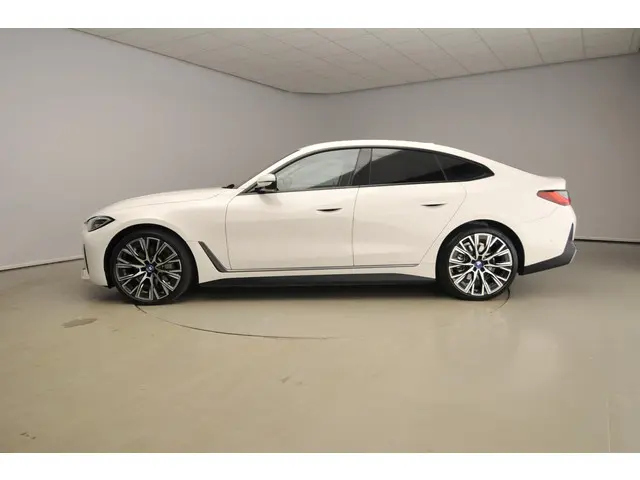 BMW i4 Gran Coupe eDrive40 2022 Elektrisch 2