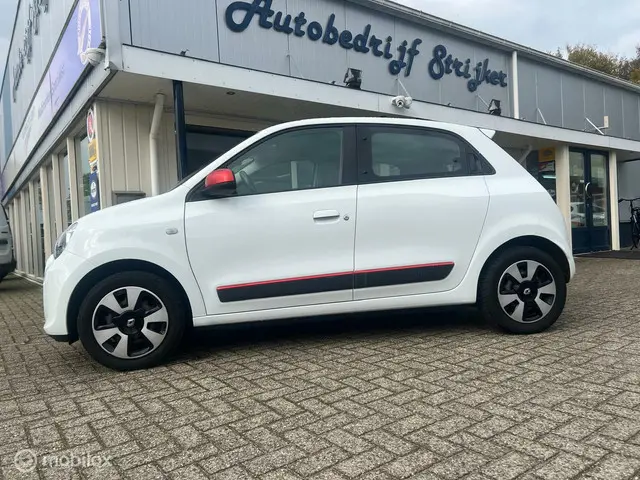 Renault Twingo 1.0 SCe Limited 2018 Benzine 2