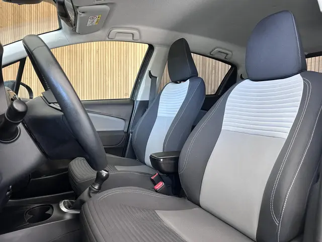 Toyota Yaris 1.0 VVT-i Y20 2018 Benzine 7