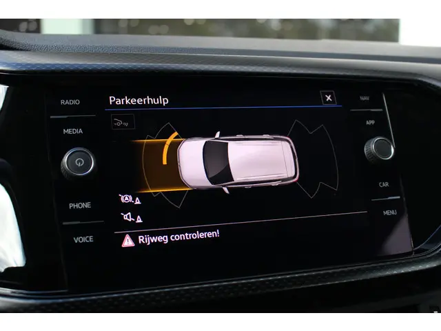 Volkswagen T-Cross 1.0 TSI Life 2021 Benzine 36