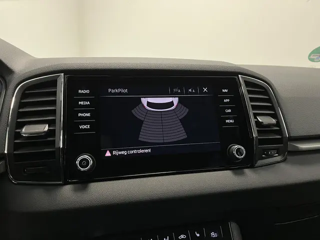 Škoda Karoq 1.0 TSI Style 2020 Benzine 13