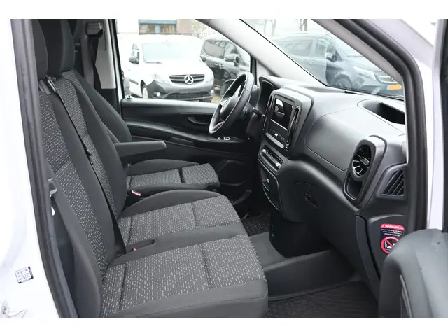 Mercedes-Benz Vito 116 CDI L2 Pro 2024 Diesel 8