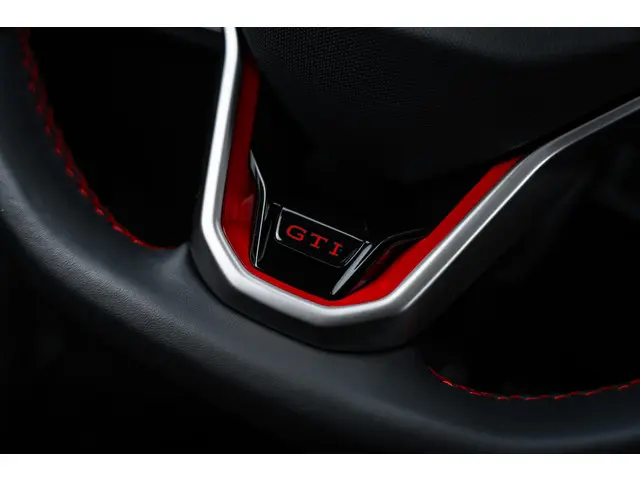 Volkswagen Golf 8.5 2.0 TSI GTI 2024 Benzine 23
