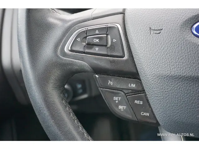 Ford Focus Wagon 1.0 Titanium 2016 Benzine 18