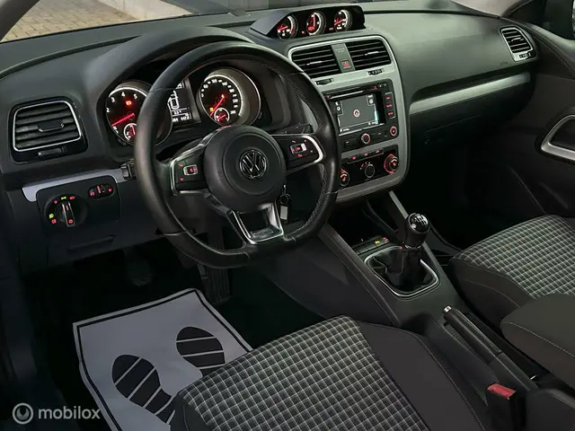 Volkswagen Scirocco 1.4 TSI Highline 2015 2015 Benzine 9