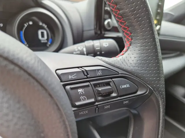 Toyota Yaris 1.5 Hybrid GR Sport 2022 Hybride Benzine 8