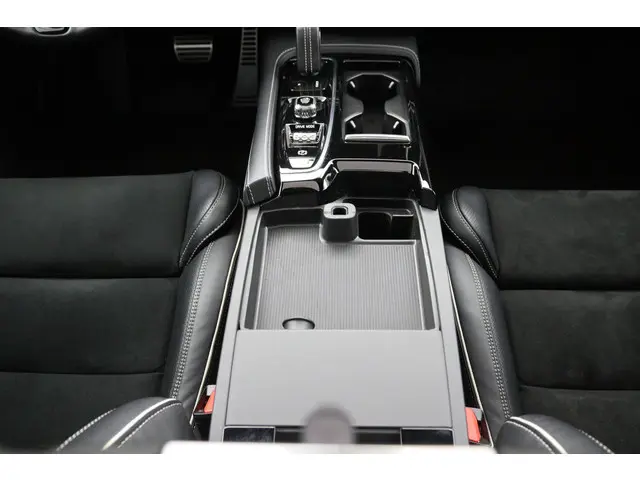 Volvo V90 2.0 T8 AWD R-Design 2021 Hybride Benzine 43