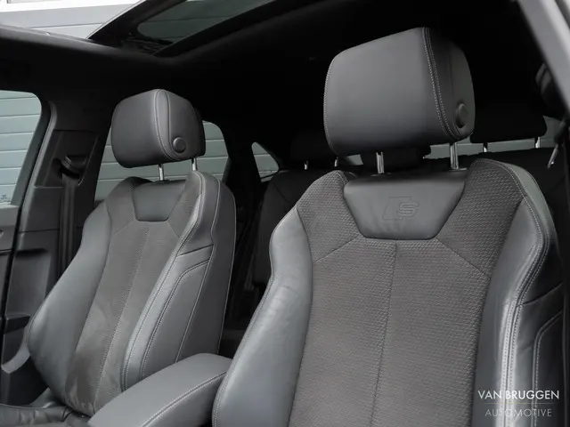 Audi Q3 Sportback 35 TFSI S-Line 2021 Benzine 3