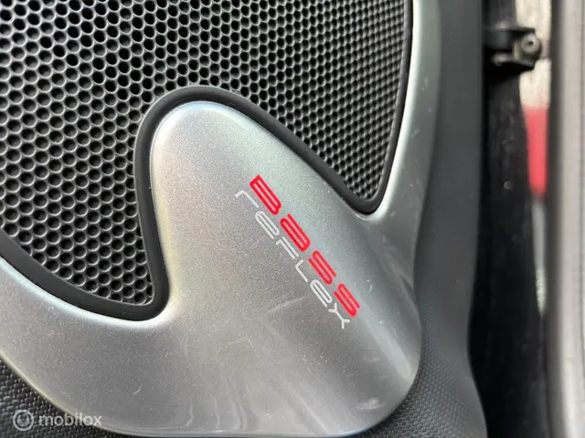 Renault Clio 1.2 GT|AUTOMAAT|CAMERA|PDC|AIRCO 2015 Benzine 28