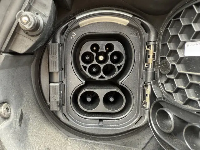 Mercedes-Benz eSprinter 312 2022 Elektrisch 24