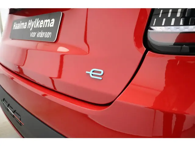 Fiat 600 600e RED 54 kWh 2023 Elektrisch 15