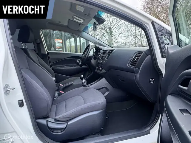 Kia Rio 1.2 CVVT Design Edition 2013 Benzine 15