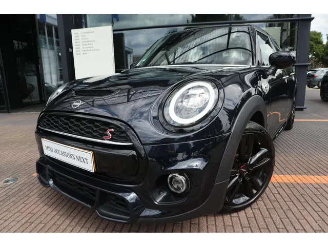 MINI 5-Deurs Cooper S 2020 Benzine 9