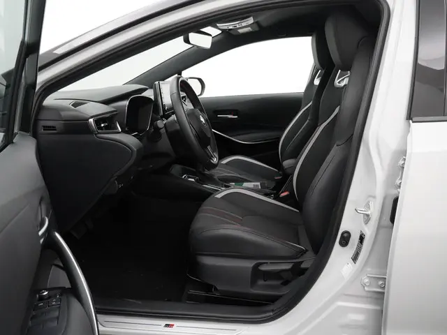 Toyota Corolla 1.8 Hybrid GR-Sport 2021 Hybride Benzine 15