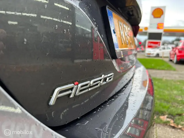 Ford Fiesta 1.1 Trend|NAVI|PDC|CRUISE|AIRCO 2017 Benzine 24