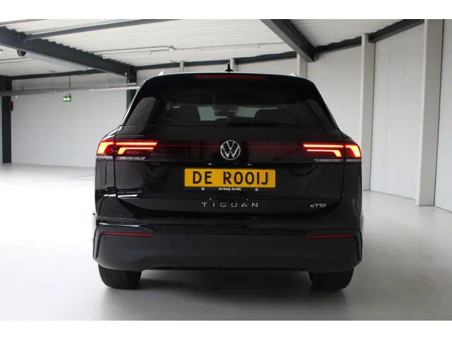 Volkswagen Tiguan 1.5 eTSI Life 150pk DSG 2024 Benzine 23
