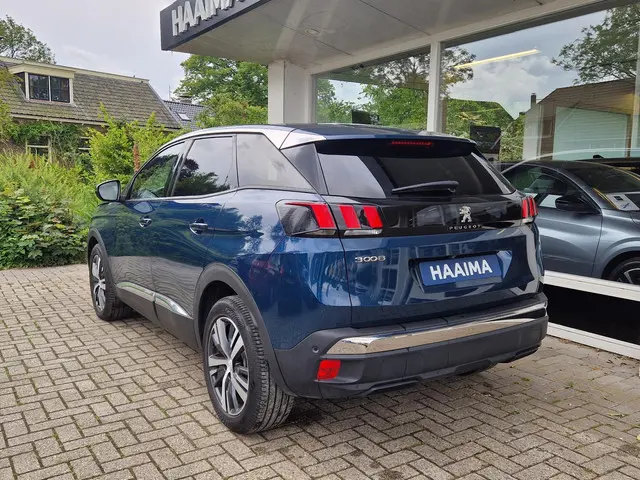 Peugeot 3008 1.2 PureTech Allure Pack 2023 Benzine 25
