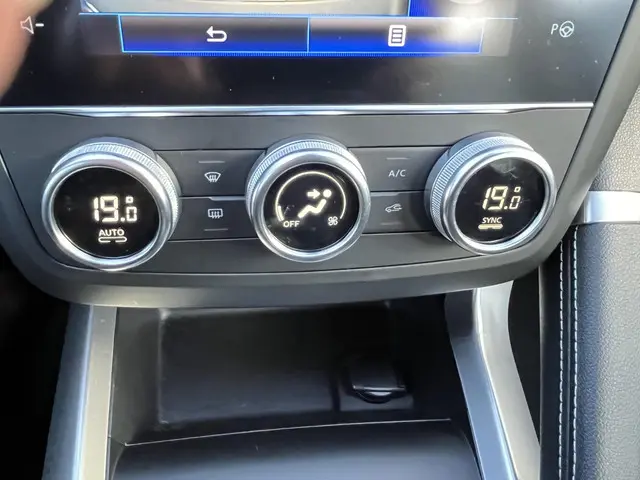 Renault Kadjar TCe 160 PK Bose 2019 Benzine 16