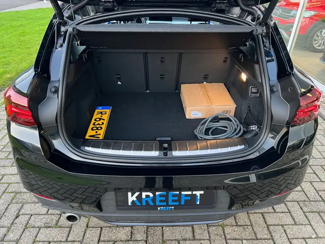 BMW X2 xDrive25e High Executive 2022 Hybride Benzine 13