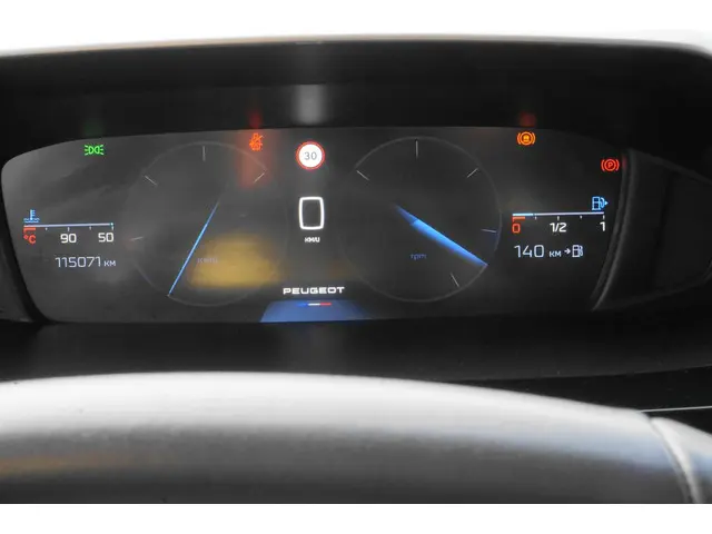 Peugeot 308 SW 1.2 PureTech EERSTE EIGENAAR 2022 Benzine 2