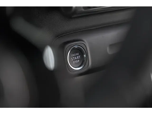 Citroën C3 Aircross PureTech 130 EAT6 Max 2024 Benzine 42