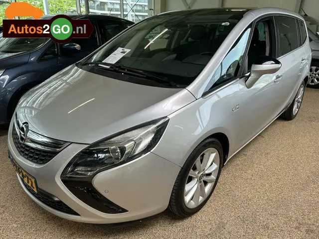 Opel Zafira Tourer 1.4 Cosmo 2013 Benzine