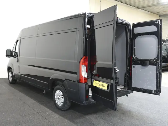 Peugeot Boxer 165PK L3H2 Premium 2021 Diesel 38