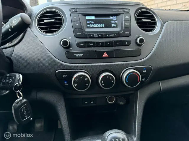 Hyundai i10 1.0 i-Premium | EURO 6 | APK | Airco | 2017 Benzine 8