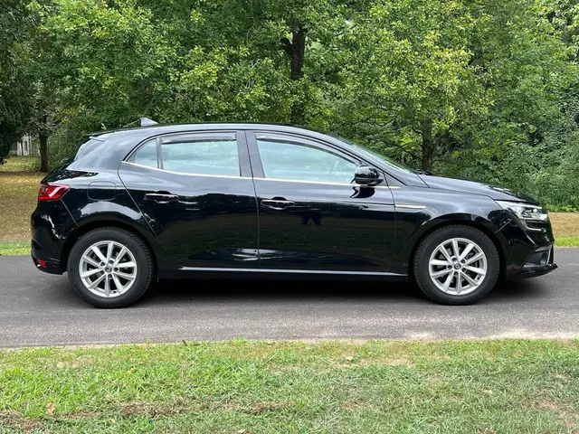 Renault Mégane 1.3 TCe Limited 2019 Benzine 12