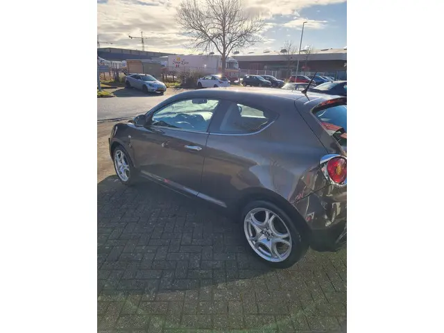 Alfa Romeo MiTo 1.4 Distinctive 2013 Benzine 5
