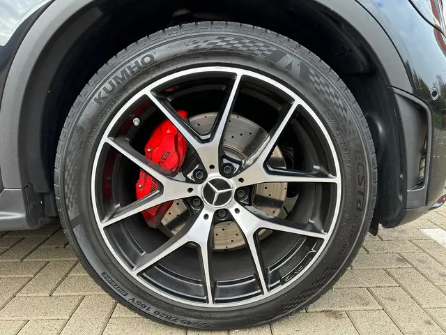Mercedes-Benz GLC 300d 4MATIC AMG Pakket 2019 Diesel 20