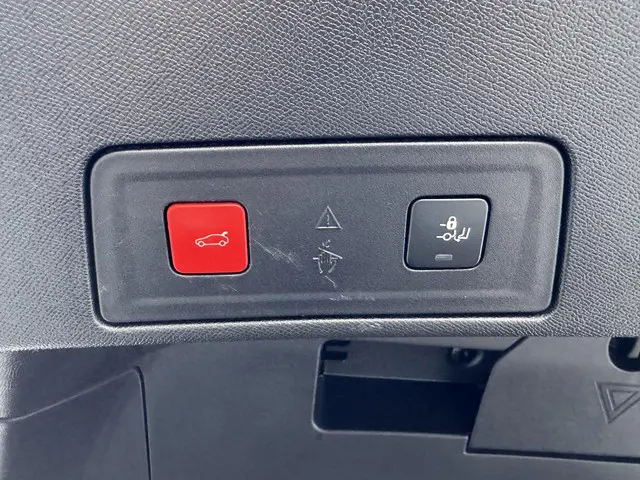 Peugeot 508 1.6 HYBRID GT 2021 Hybride Benzine 23