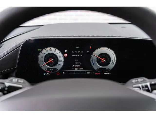 Kia Niro EV DynamicLine 64.8 kWh 2023 Elektrisch 34