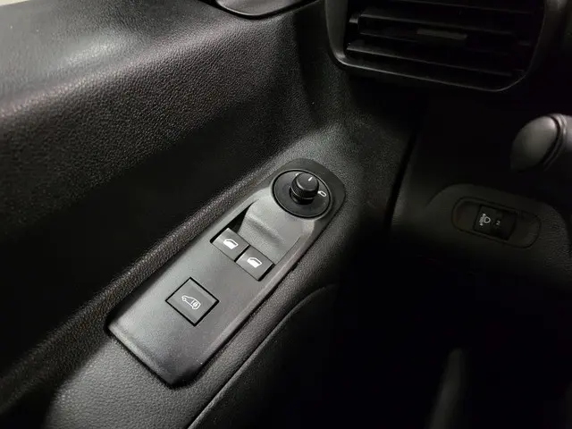 Peugeot Partner 1.5BlueHDI Euro 6 2020 Diesel 13
